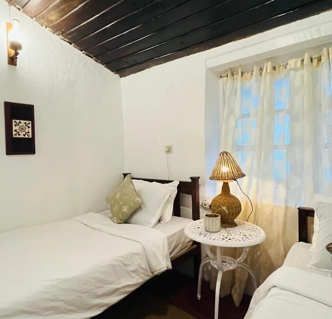 Tentgram Planters Bungalow Suryanelli Villa