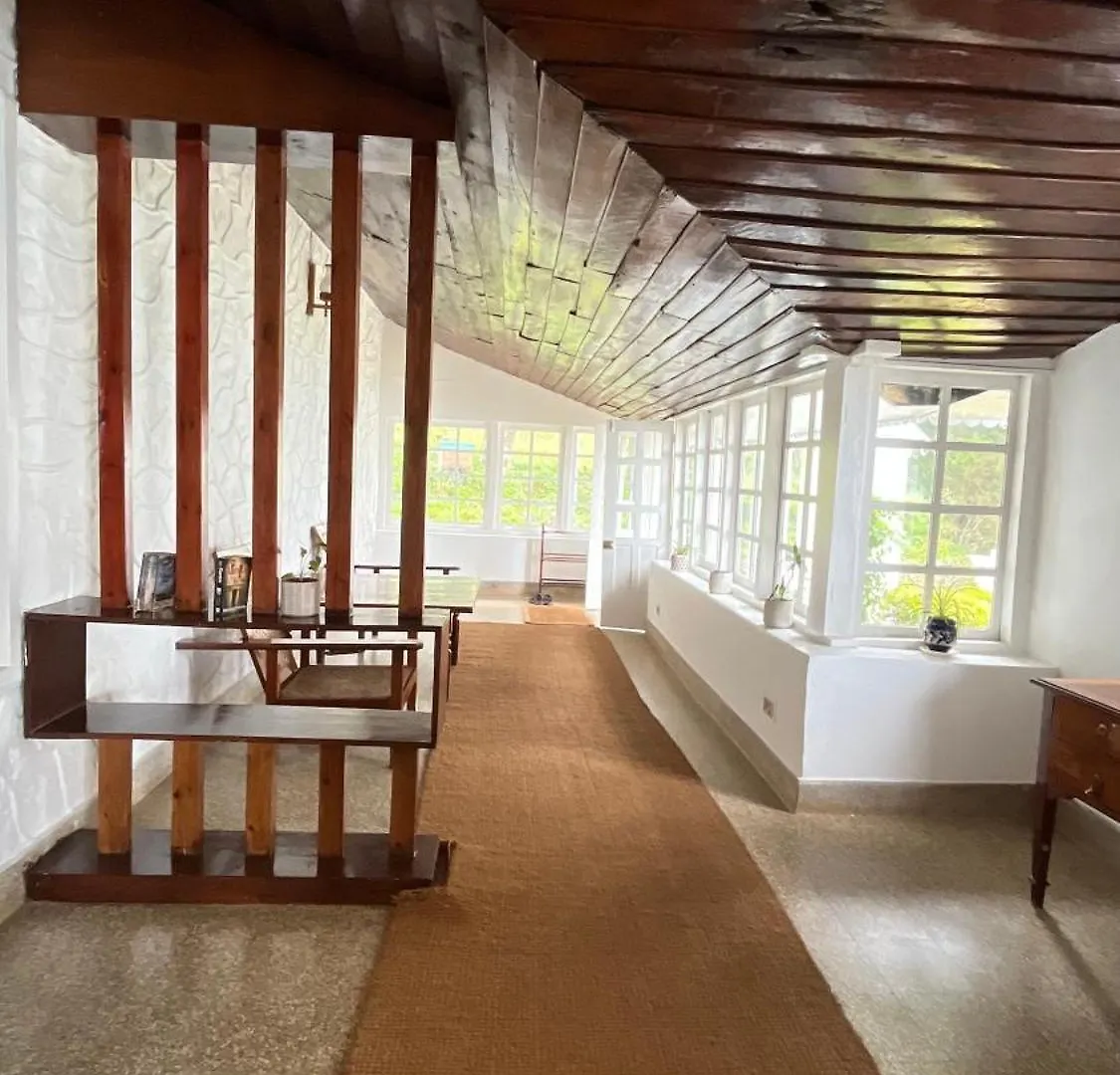 Villa Tentgram Planters Bungalow Suryanelli